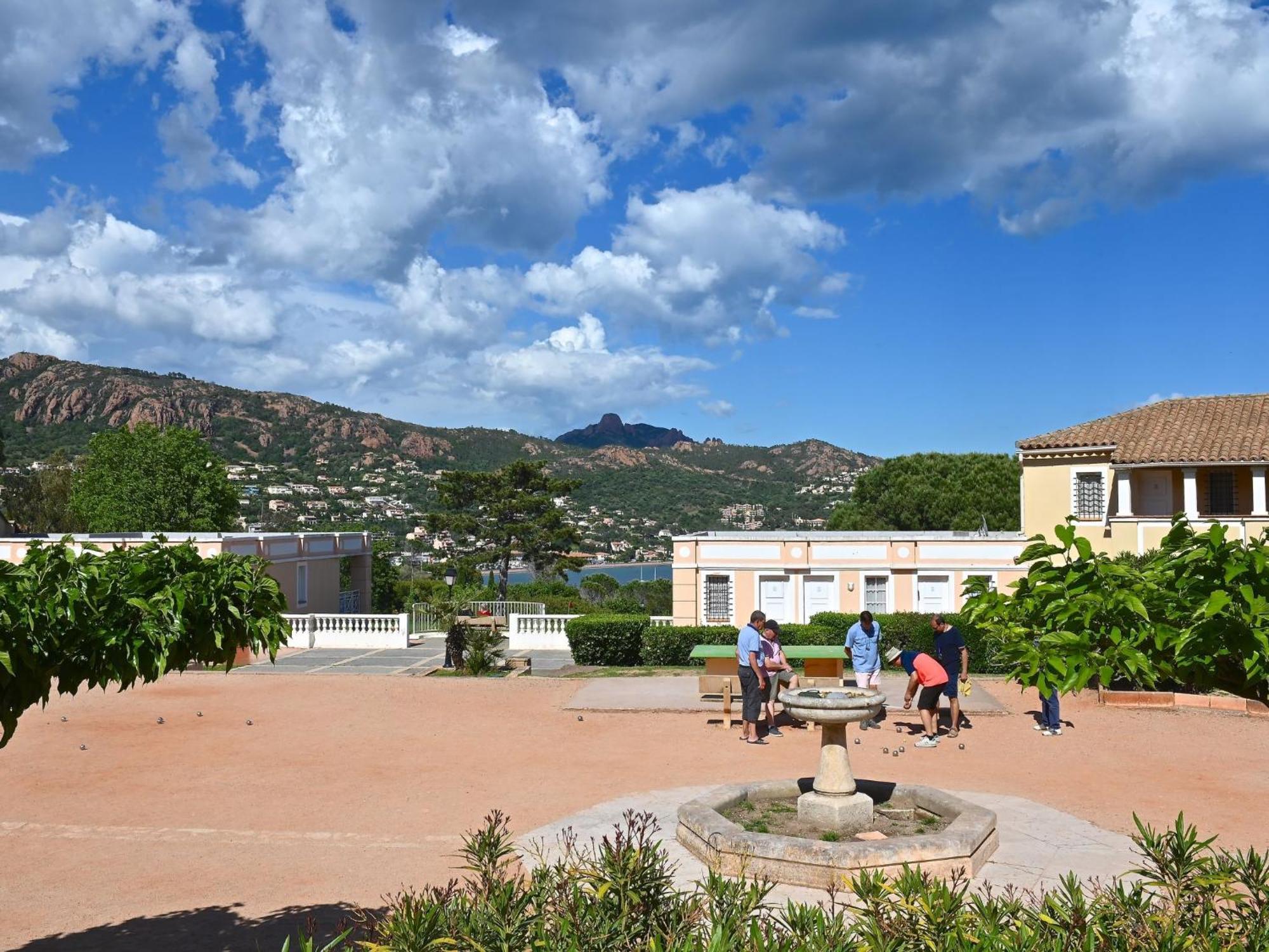 Apartment Village Cap Esterel - L'Esquinade-97 By Interhome Сен-Рафаэль Экстерьер фото